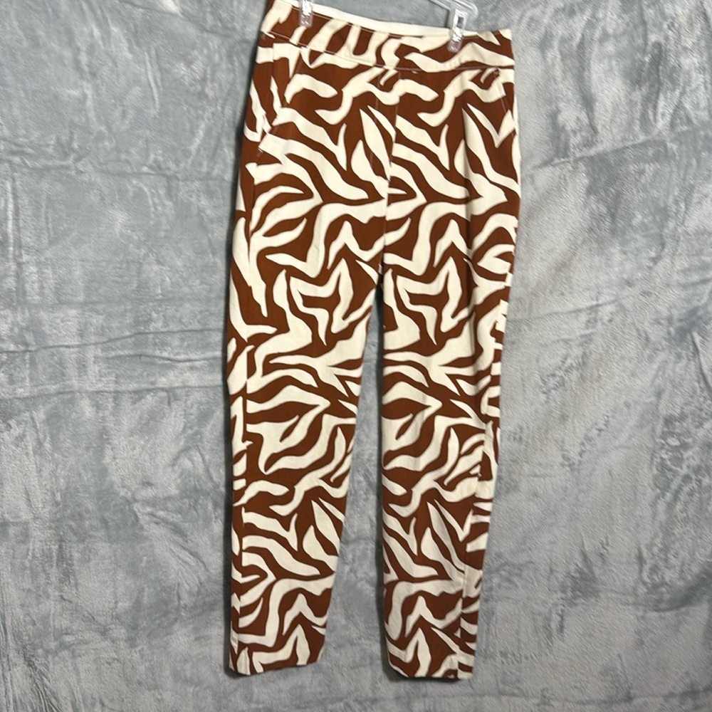Spanx cropped pants women’s XS Brown and White Patterned Pants